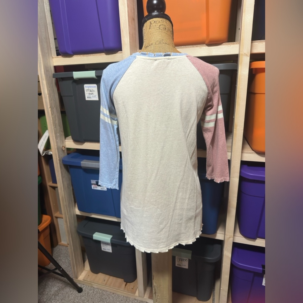 POL Colorblock Raglan Sleeve Top - Picture 7 of 9